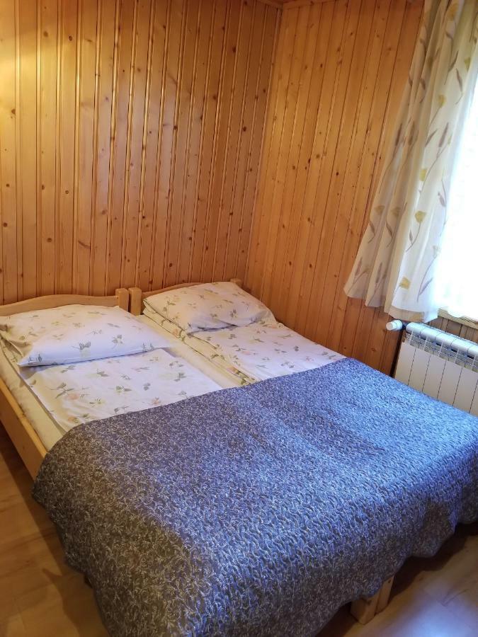 Malgosia Regionalna - 10 Minut Na Piechote Do Stoku Narciarskiego I Term Bania - Posilki Serwowane W Budynku Obok Бялка Татранска Екстериор снимка